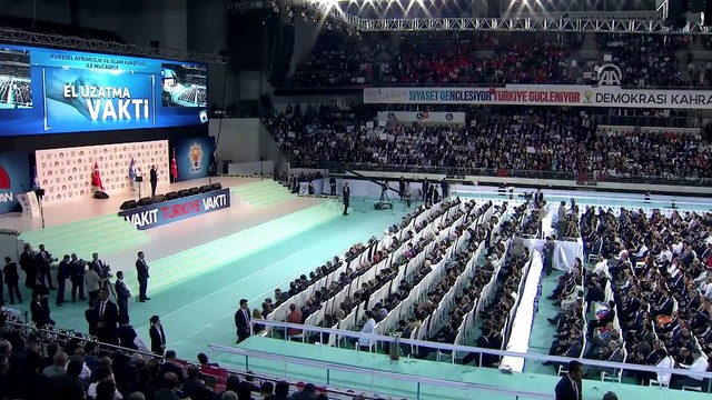 Cumhurbaşkanı Erdoğan: 'Polis, öğretmen, hemşire, din görevlisi ve diğer idarecilerimizin emeklilik ek göstergelerini 3600'e çıkaracağız' - ANKARA