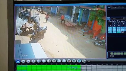 Gas cylinder flying in Rocket speed...!!!Happened in India...!!!
