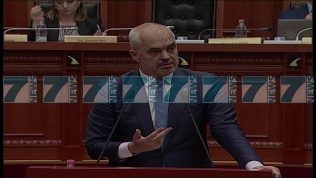 RAMA E QUAN PROTESTEN E OPOZITES NJE TALLJE TE MADHE - News, Lajme - Kanali 7