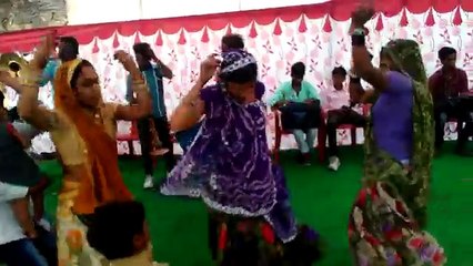 मारवाड़ी ‌छोरी ‌का ‌ढोल ‌थाली ‌पर ‌डांस ‌विडियो