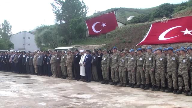 Şehit Korucular İçin Şemdinli 34. Hudut Tugay Komutanlığı'nda Tören Düzenlendi
