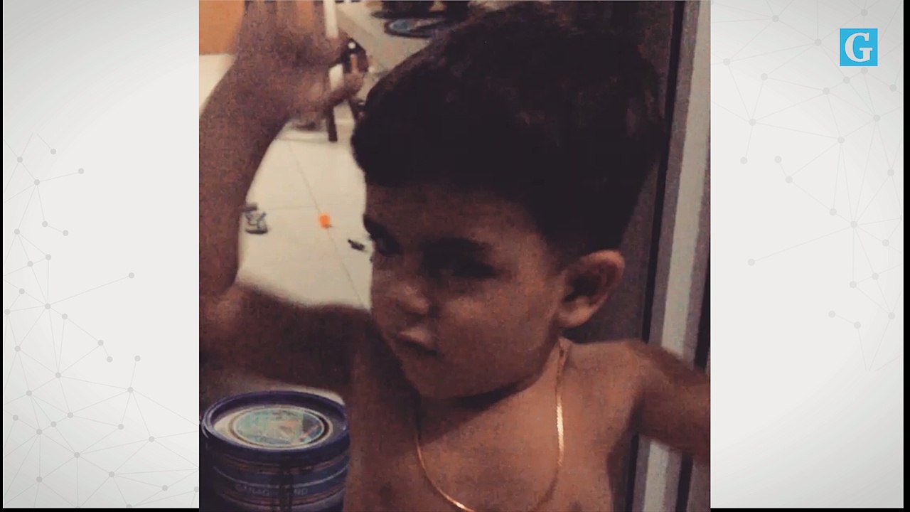 Kauã brinca com tia