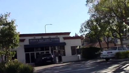 Kendall Jenner Bares Sexy Midriff While Picking Up Bagels  [2013]