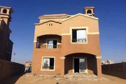 Villa WIth Installment for sale in Les Rois Compound new cairo LAND 710M