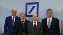 Deutsche Bank yedi binden fazla çalışanı işten çıkarıyor