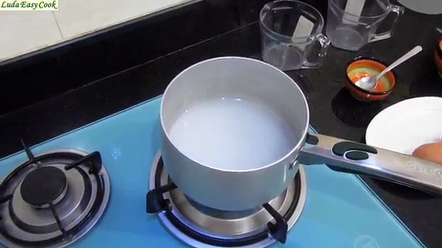 KEM TRÉT BÁNH SINH NHẬT ĐƠN GIẢN cách TRANG TRÍ BÁNH KEM BÁNH gato KEM LÒNG TRẮNG TRỨNG SIRO ĐƯỜNG