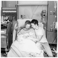 H κόρη της Ali Fedotowsky στο μαιευτήριο