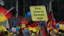 Germania, i nazionalisti dell'AfD in marcia contro la Merkel