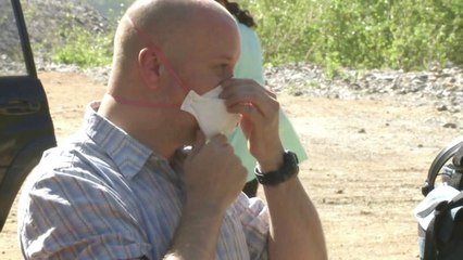 北 "방사능 위험 없다"...안전장비 없이 폭파 / YTN