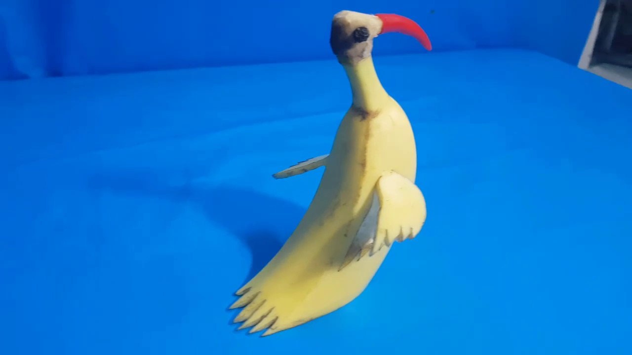 How to make a Duck with a banana?