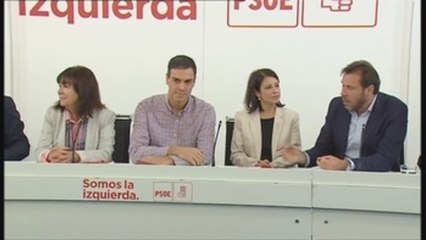 El PSOE decide si presenta una moción de censura contra Rajoy