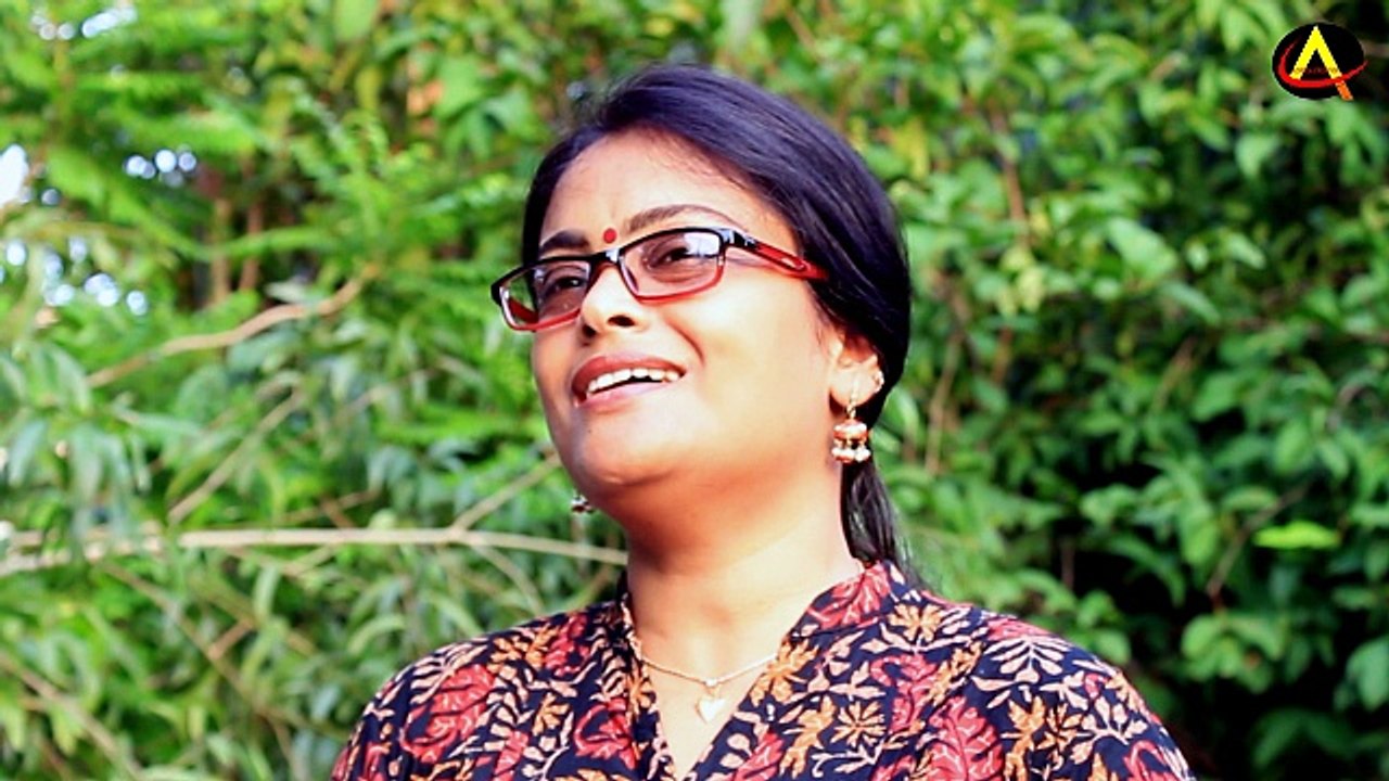 E jibon mele dilo pakhna......