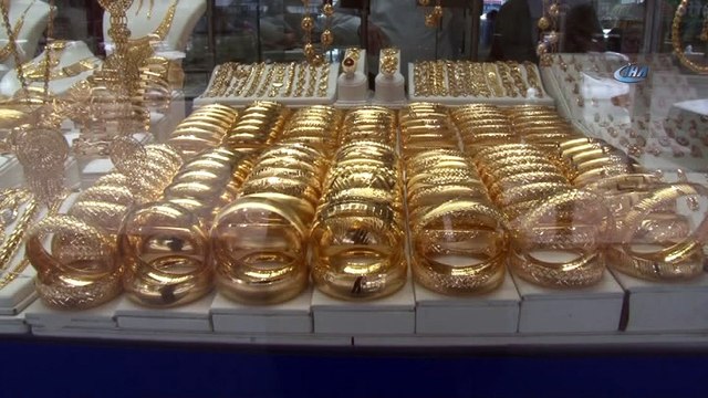 Düğünlerde gösteriş için 'kiralık altın' dönemi