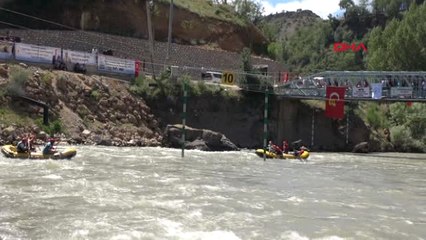 Tunceli Munzur'da, Rafting Şampiyonasında Devam Ediyor
