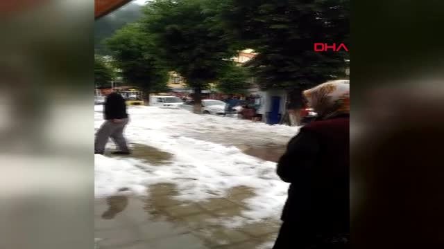 Kastamonu 15 Dakikalık Dolu, İlçeyi Beyaza Bürüdü