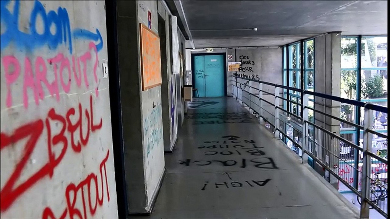 Visite du bâtiment débloqué "Centre des langues vivantes" de la fac de Grenoble