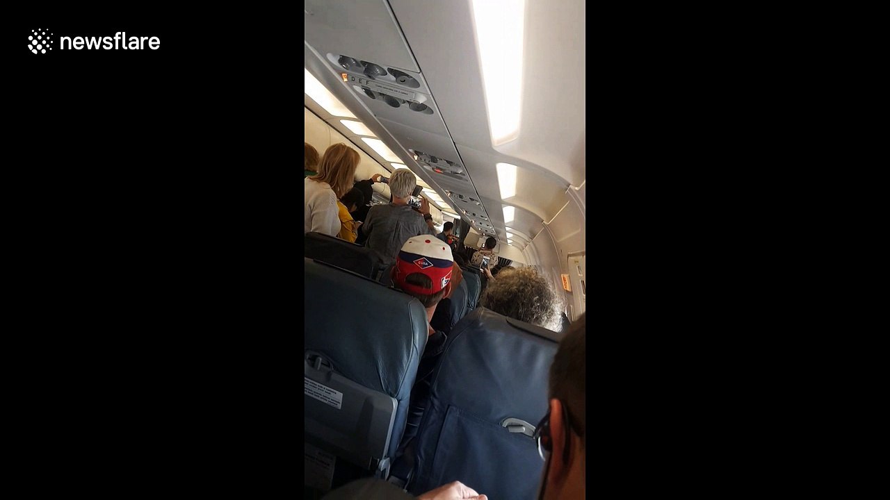 Famous violinist Ray Chen serenades passengers on redirected plane