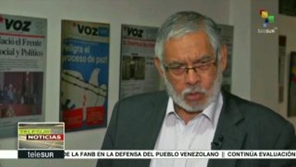 Скачать видео: teleSUR Noticias: Nicolás Maduro entrega credenciales a la ANC