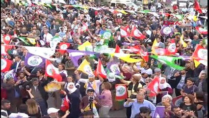 Hdp Kadıköy'de Adaylarını Tanıttı