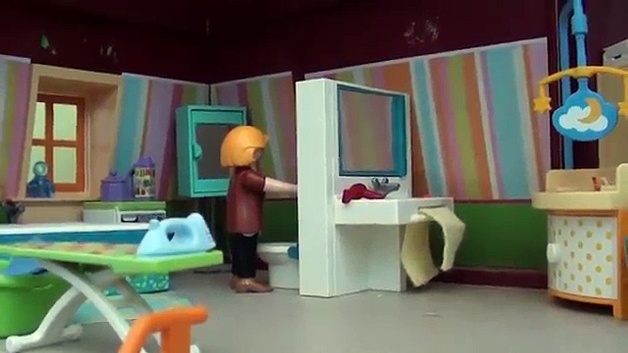 PLAYMOBIL : Une Semaine à la Maison (Partie 1)