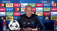 Zidane durante la rueda de prensa en Kiev