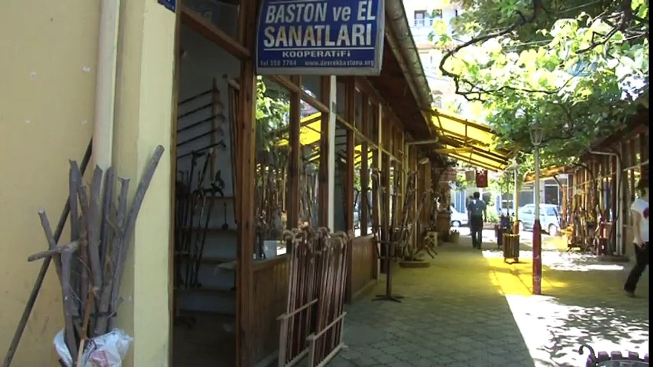 Dünyaya Ün Salan 'Devrek Bastonu' Teknolojiye Direniyor