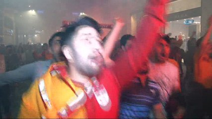 Taksim'de şampiyonluk coşkusu