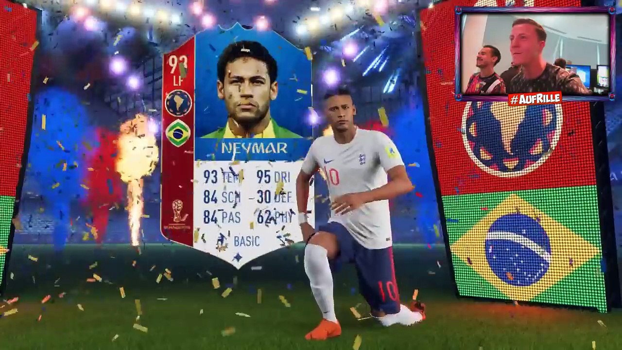 OMG RONALDO, MESSI & ICONS IM PACK !!  FIFA 18 WORLD CUP PACK OPENING