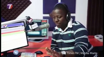 ALIKIBA AMUWASHIA MOTO MZEE WA UPAKO.