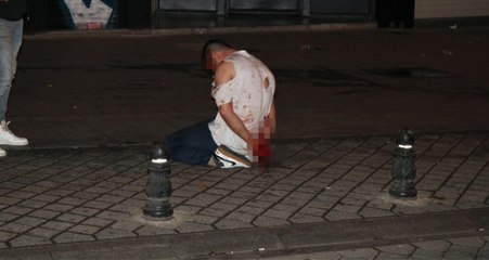 Önce Arkadaşını Bıçakladı, Ardından Gözaltına Alınmamak için Kendini Kesti