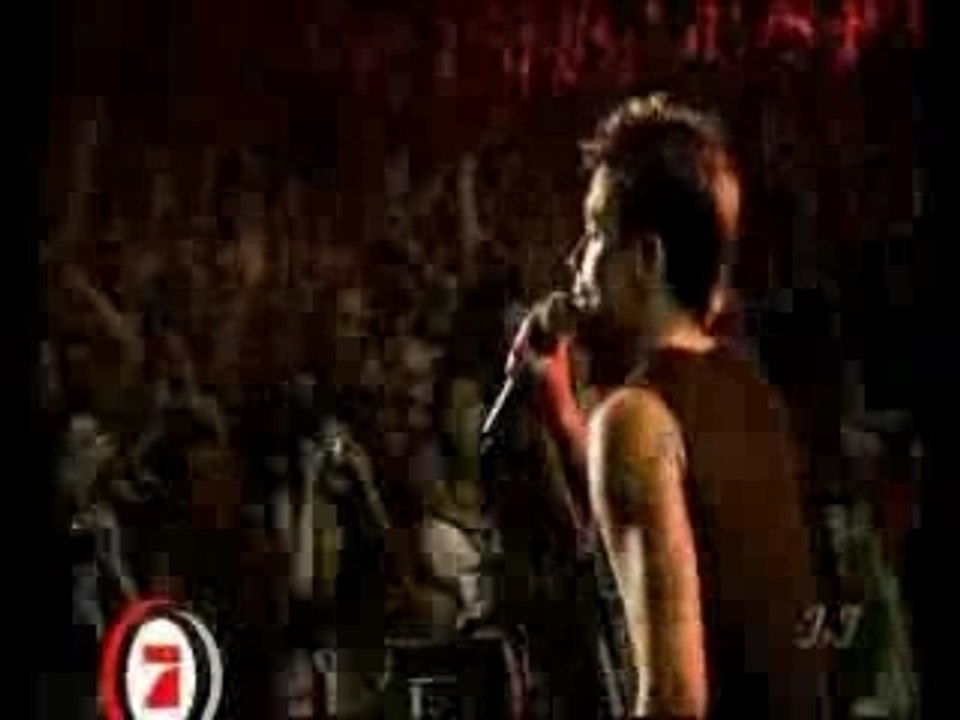 Robbie-Strong Live in Köln 2002