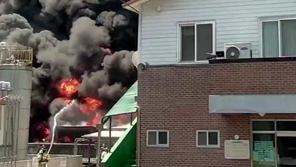 화학제품 공장 불...4천만 원 재산피해 / YTN