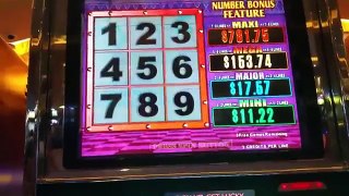 Nice Win! Vibrant 7s slot machine bonus round at Parx casino