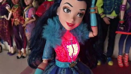 My Disney Descendants Doll Collection!