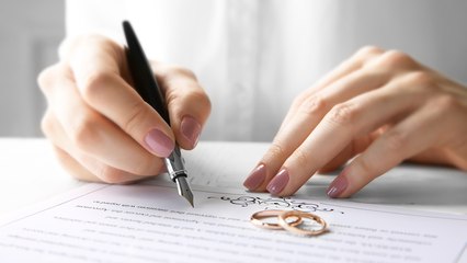 Love, Lindsay: Would You Change Your Last Name When You Get Married?