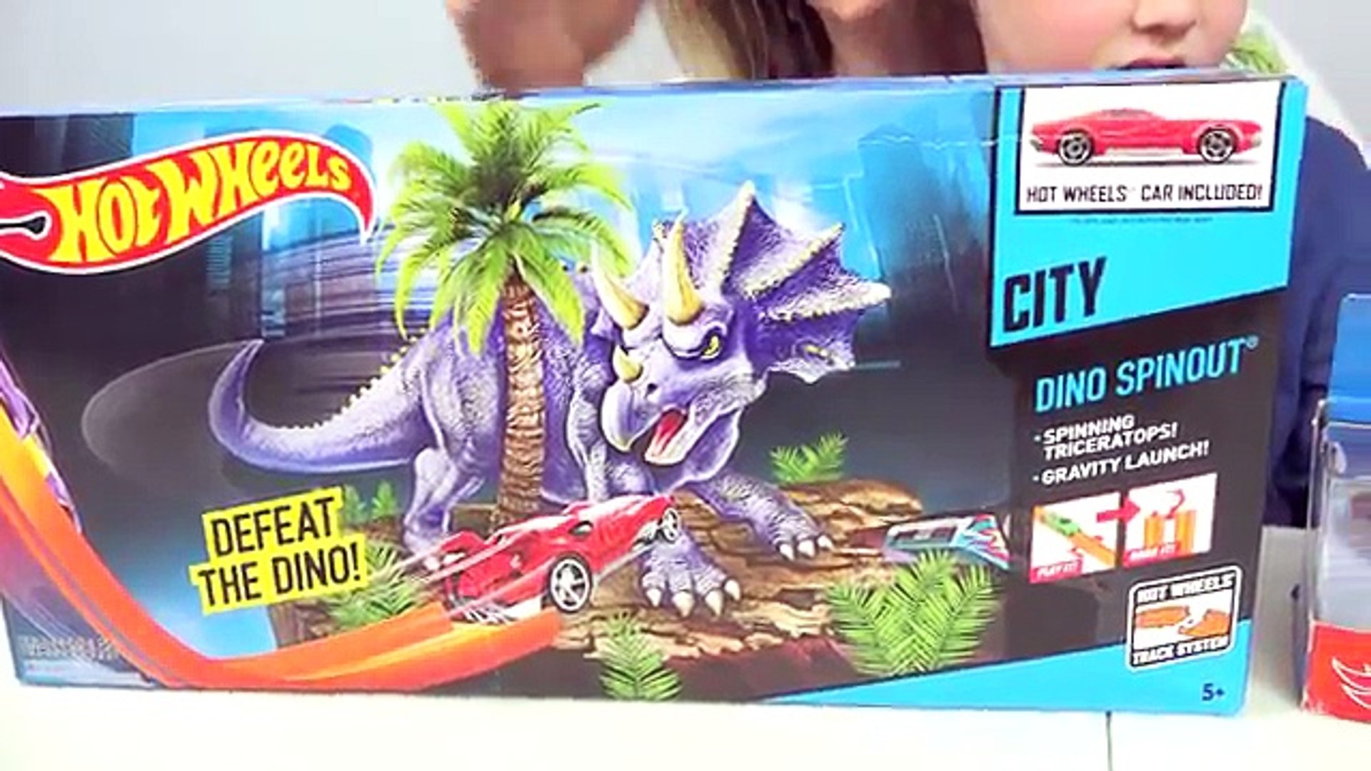 hot wheels dino spinout