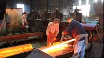 Demir Çelik İşçilerinin Bin 200 Derece Sıcakla Oruç İmtihanı