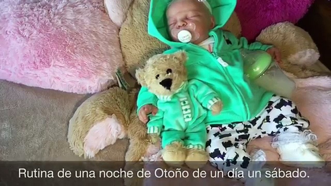 Rutina de una noche de Otoño, si mi bebé reborn Kayla fuese un bebé de verdad