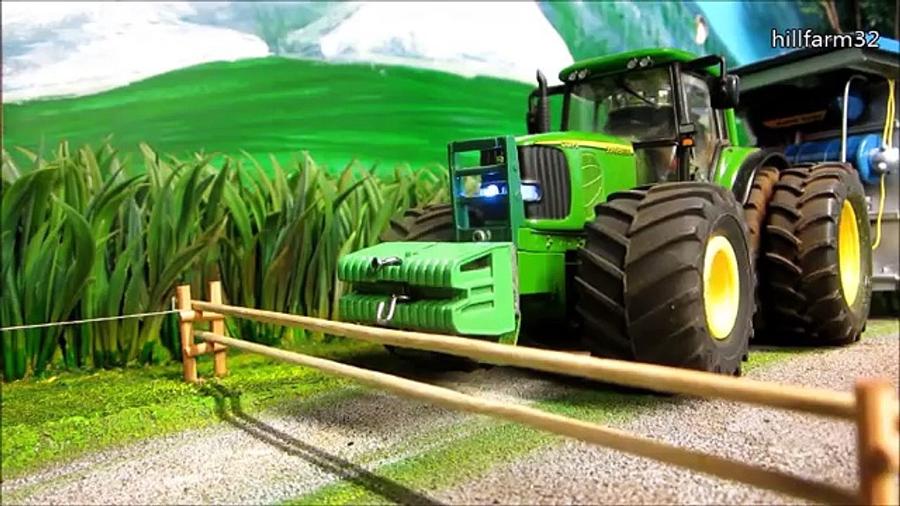 Rc Tror Action - MILKING COWS BY MOBILE MILKING SYSTEM - Farm Toy Fun