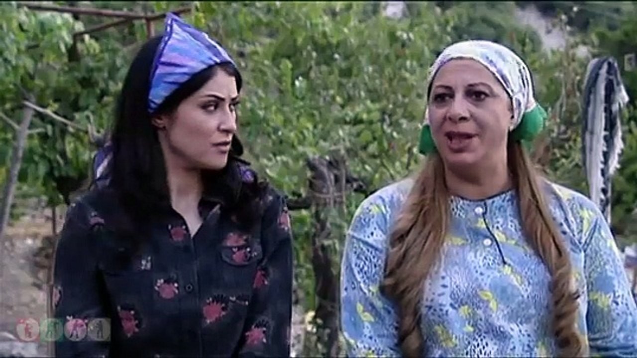 مسلسل ضيعة ضايعة - الجزء الأول ـ الحلقة 16 السا...