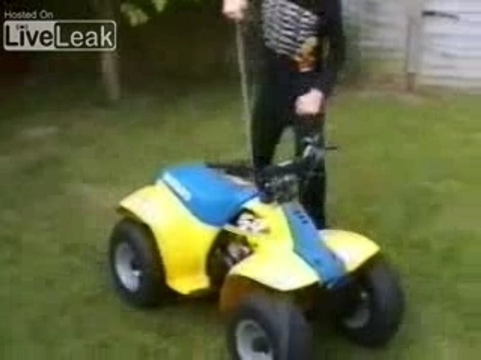 Le fils de Régis se met au Quad