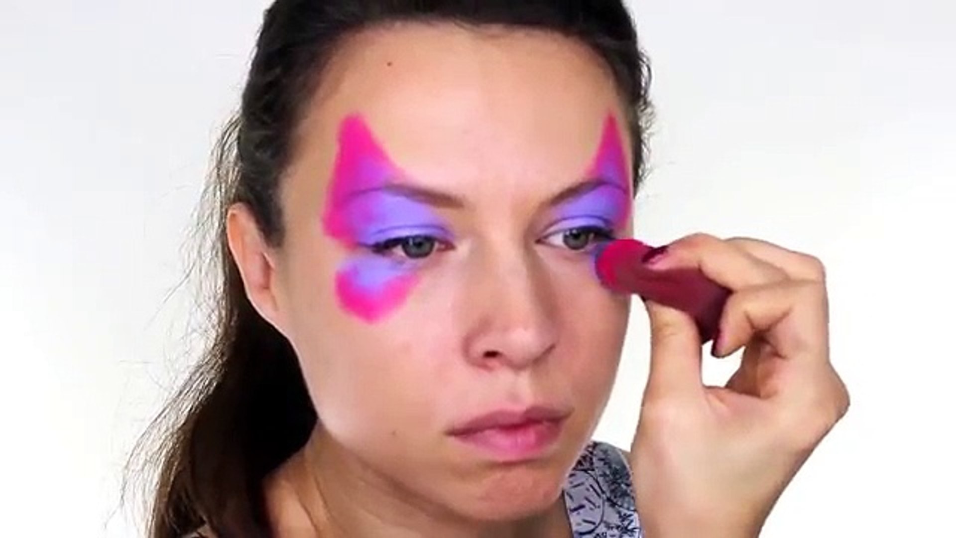 Basic Butterfly Face Painting Tutorial Video Dailymotion It's so simple yet elegant the magical metamorphosis will be complete in no time! basic butterfly face painting tutorial