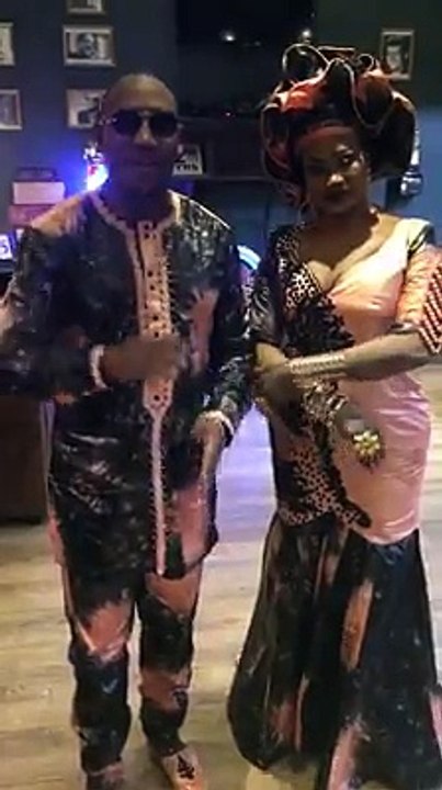 Pour fêter les 15 ans de la chanson  "Voix du Mali", Mokobé et Oumou Sangaré vous invitent au tournage du clip anniversaire Rdv ce vendredi 1er septembre