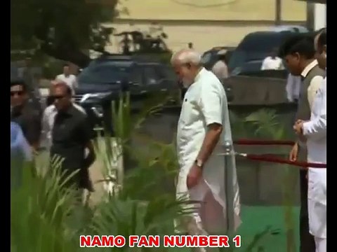 PM Narendra Modi inaugurates first phase Delhi-Meerut . PM Modi holds road show after inauguration