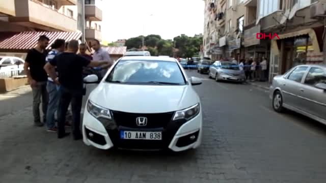 Balıkesir Polis Memuru, Borç-Alacak Tartışmasında Vurularak Öldürüldü-Hd