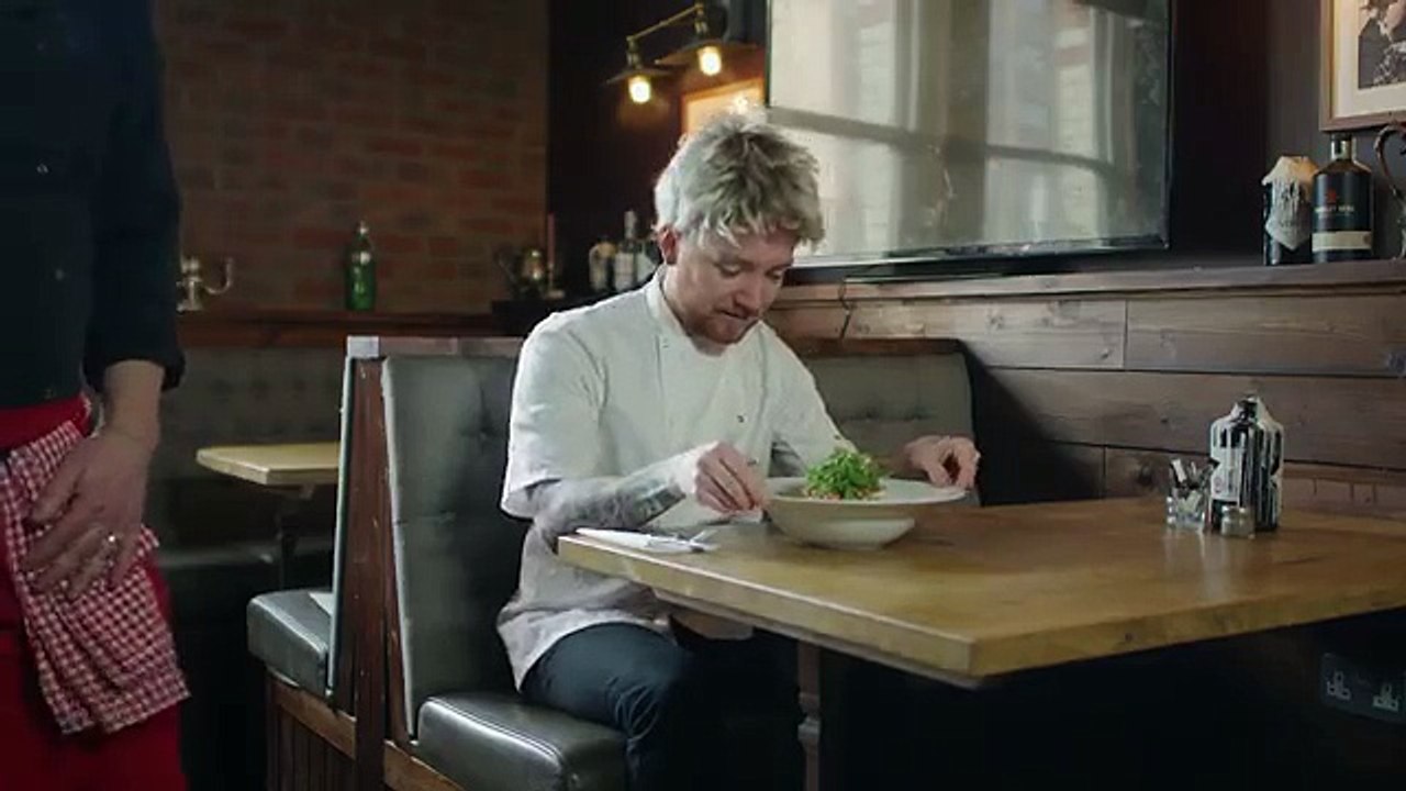 GORDON RAMSAY LOSES IT! || Scheiffer Bates