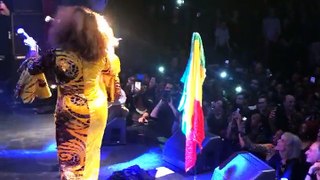 « Oumou Sangaré » en live à la Cigale (Paris)  Merci Aya Nakamura 
