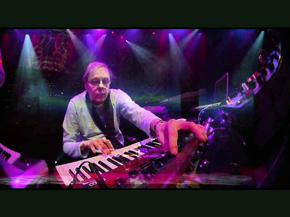 KLAUS SCHULZE - CONTEMPORARY WORKS I - CD.2 - The Crime Of Suspense - Good Old 4 On The Floor