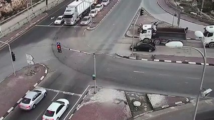 Big Truck Turning...!!!Then see What happened next..!!???