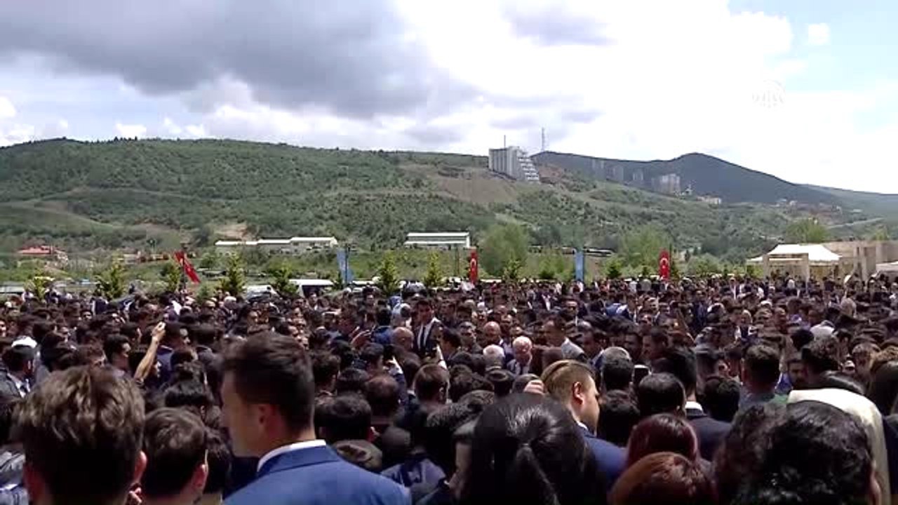Bahçeli, Ülkücü Şehitleri Anma Günü Etkinliğinde Kur'an Dinledi